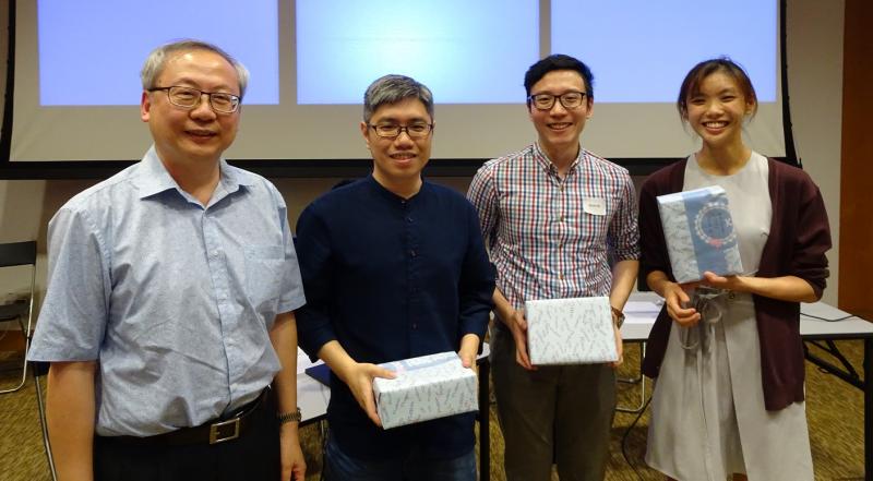 Team Quiz Prize Winners and AProf Tay KH.jpg