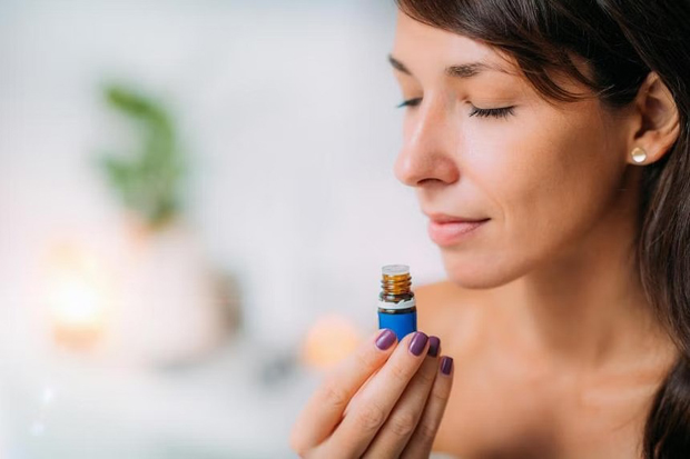  ​Sniffing different scents, or olfactory training, has helped people regain their sense of smell after a Covid-19 infection. PHOTO ISTOCKPHOTO 