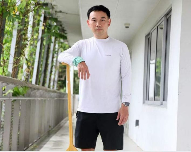  ​脂肪肉瘤抗癌勇士黄建成6月初参与划龙舟募款项目。他去年接受了20次的放射治疗，缩小肉瘤体积，才动切除手术。（龙国雄摄） 