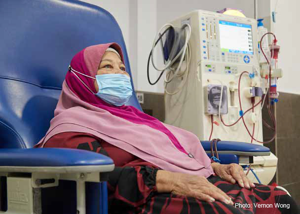 Since NKF nurses were trained on CLEAR procedures, Mdm Mesum Reswat, 71, has had her dialysis catheter unblocked at Marsiling Dialysis Centre at least twice instead of having to travel to SGH to have the procedure done.  