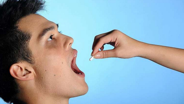 ​​The National Cancer Centre Singapore leads global study on use of cheap drug to stop colon cancer from recurring. ​ Photo ST Illustration