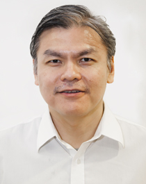 Adj Assoc Prof Tan Ru San from National Heart Centre Singapore
